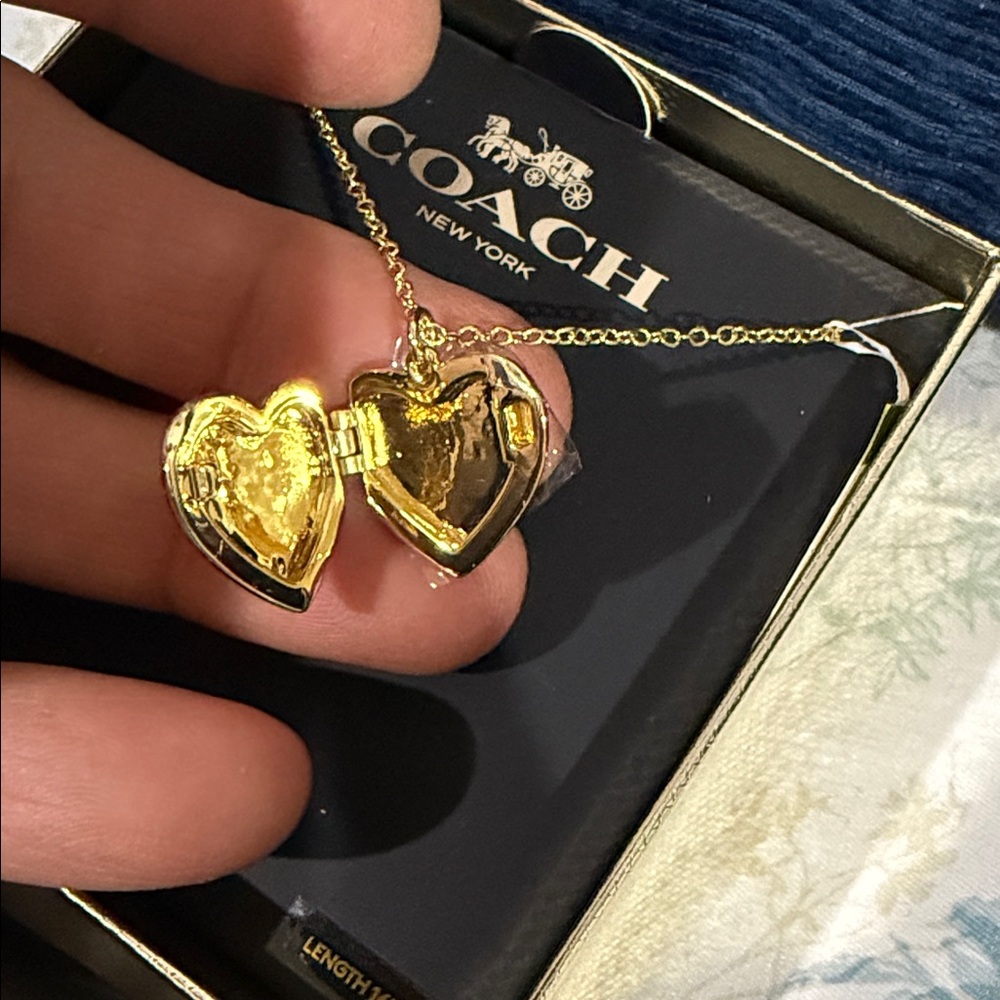 SOLD 🌸Coach Gold open Heart Necklace with Crystal Accent - Picture 8 of 8